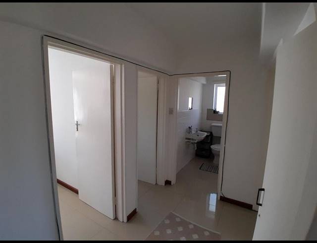 2 BEDROOM PROPERTY TO RENT IN CLAREMONT